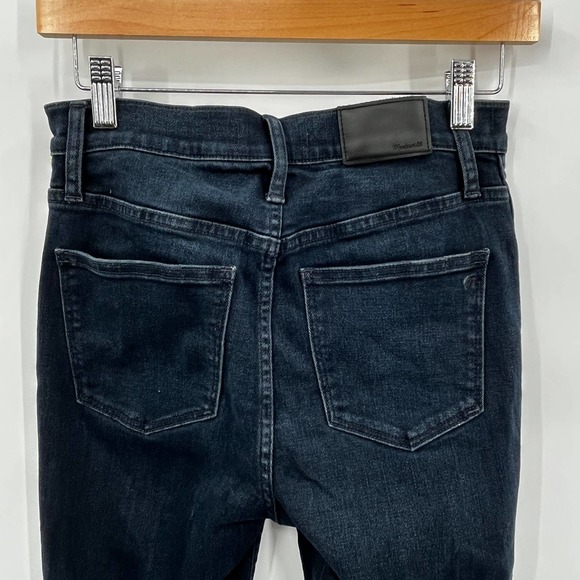 Madewell 10" High-Rise Skinny Jeans in Macalester Wash: Knee-Rip Edition Size 26 - Picture 9 of 13